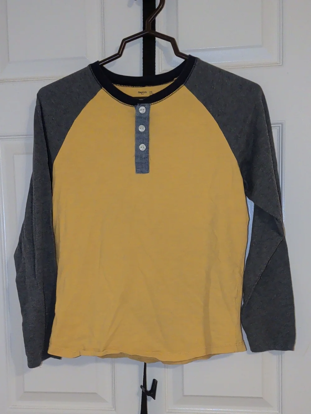 Yellow & Gray Henley Long Sleeve Shirt